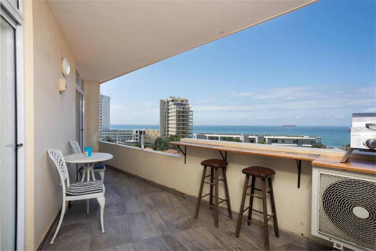 24 Sea Lodge - Sea Viewing Apartment Durban Buitenkant foto